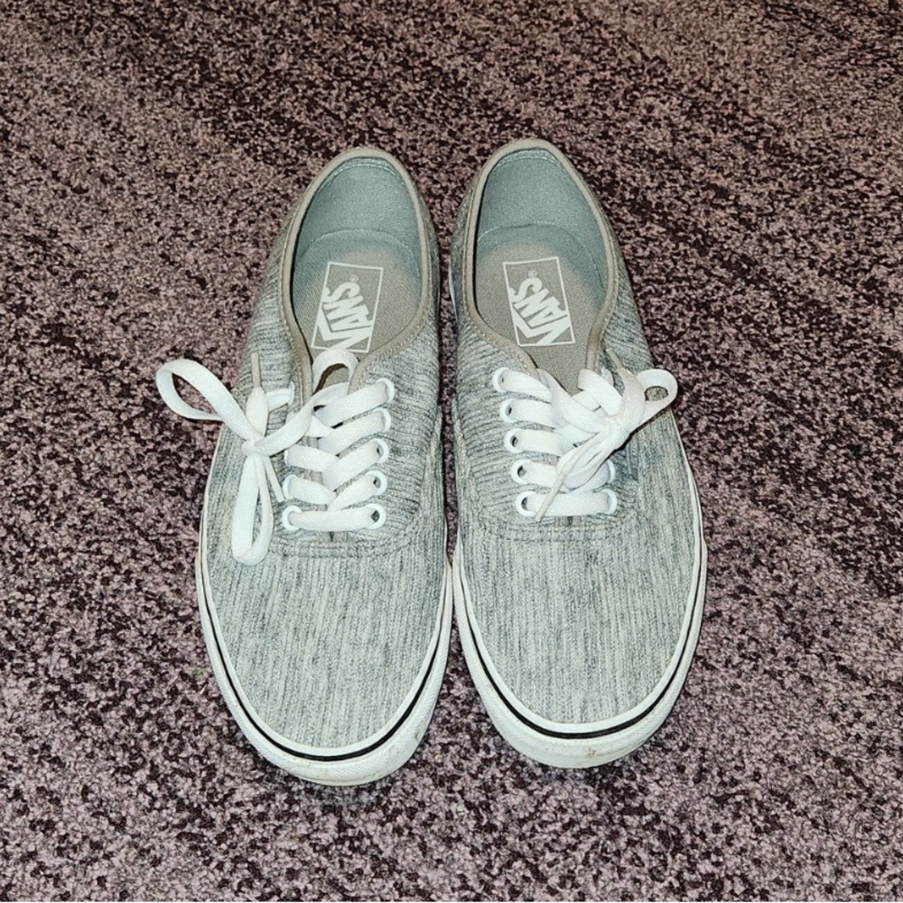 Vans - Picture 4 of 5